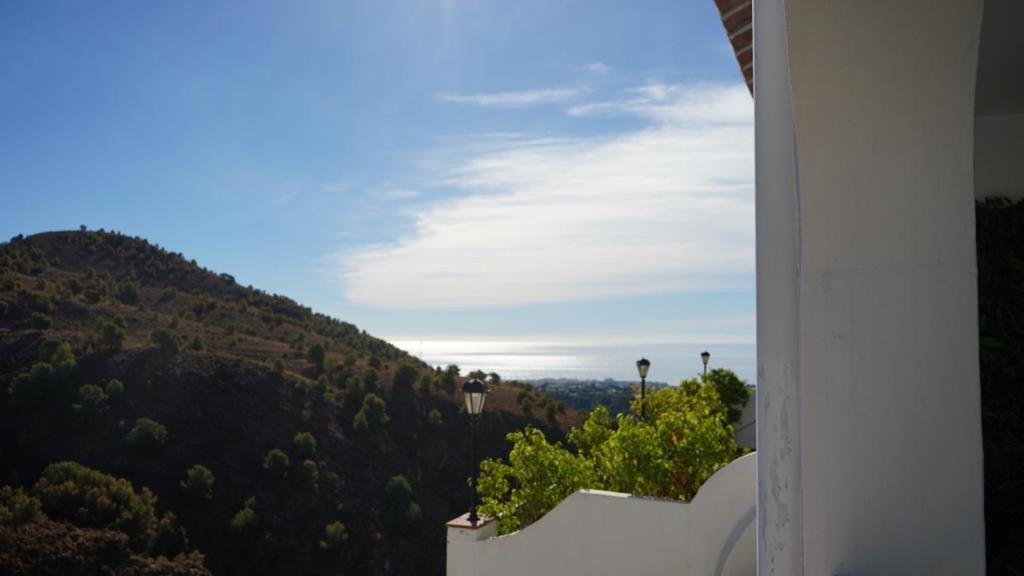 Mirador De La Axarquia Apartment ฟรีฮิเลียนา ภายนอก รูปภาพ
